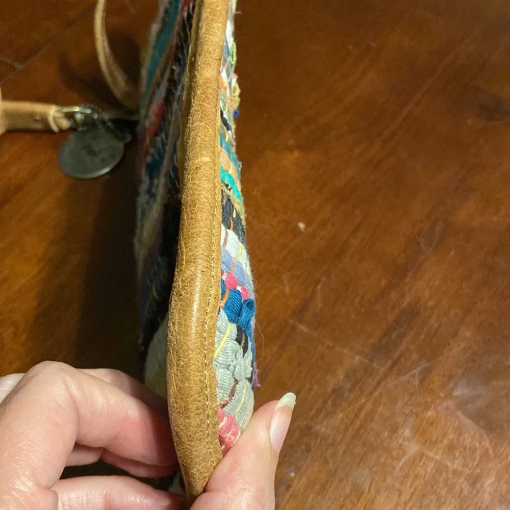 NWOT Will Leather Goods clutch - Picture 5 of 7